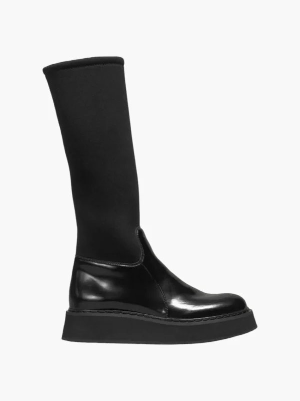 Aja Boot