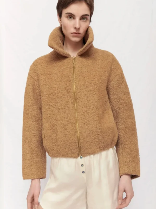 Kyo Bomber